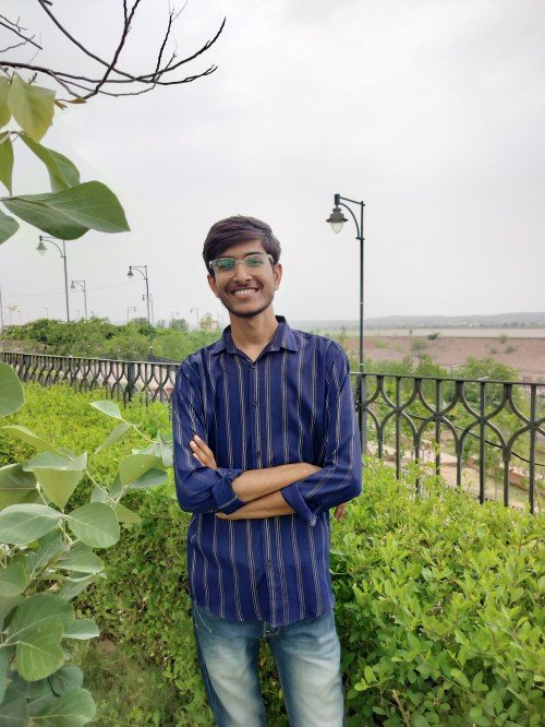 Best Science,Maths,Physics tutor in Varanasi